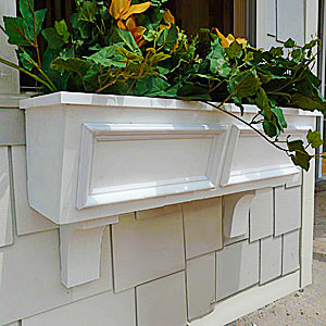 tapered window box with paneling