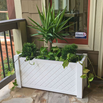 Rectangular Lattice Planter Box